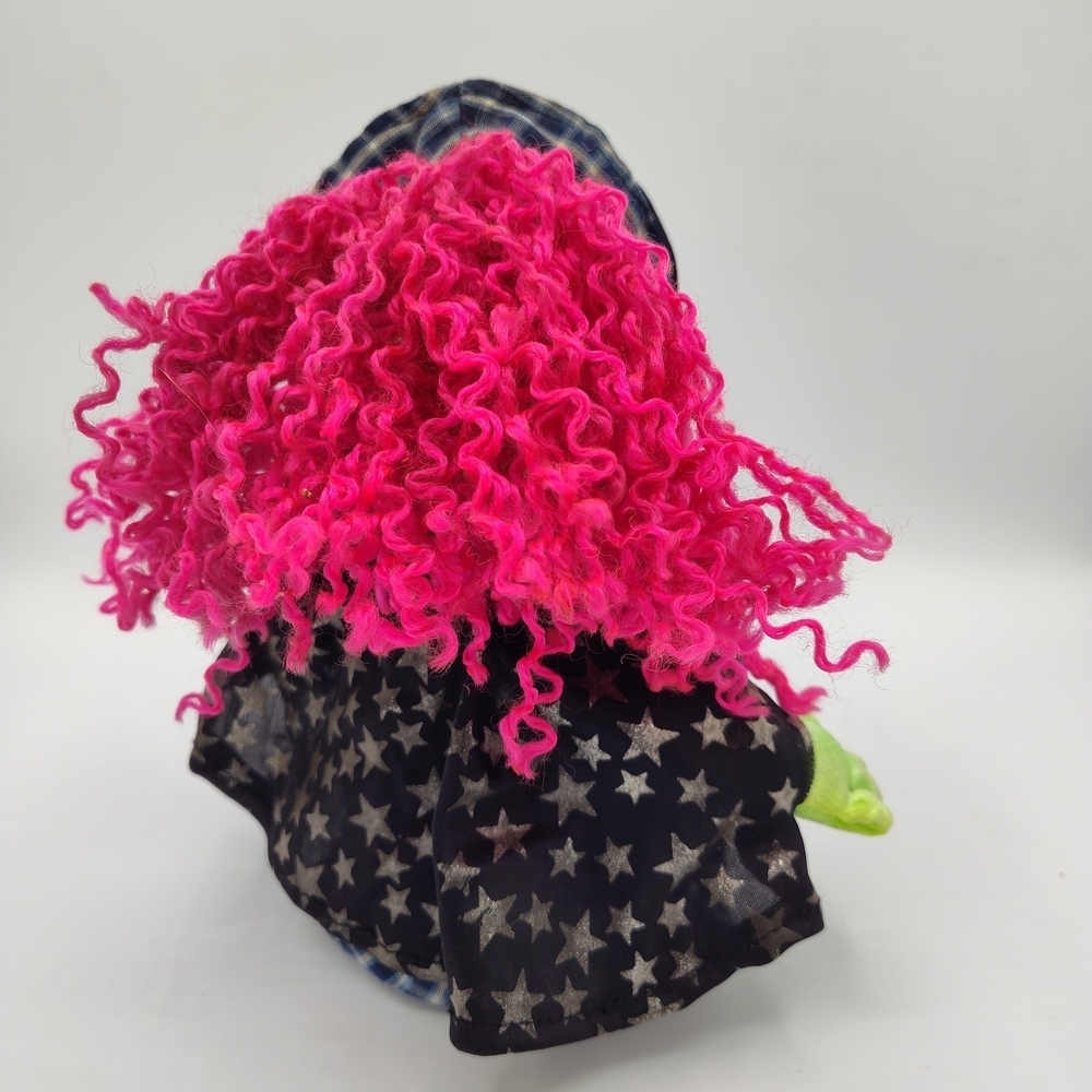 2001 Ty "Scary" Witch Plush Toy with Pink Hair. Original Swing Tag P.E. Filling - Picture 5 of 7